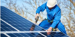 Installation Maintenance Panneaux Solaires Photovoltaïques à Crevin